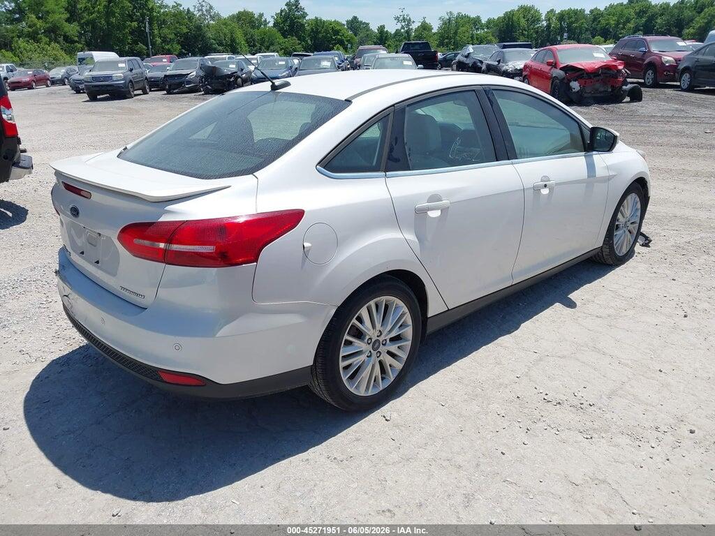 1FADP3J28JL249859 2018 FORD FOCUS photo no. 4