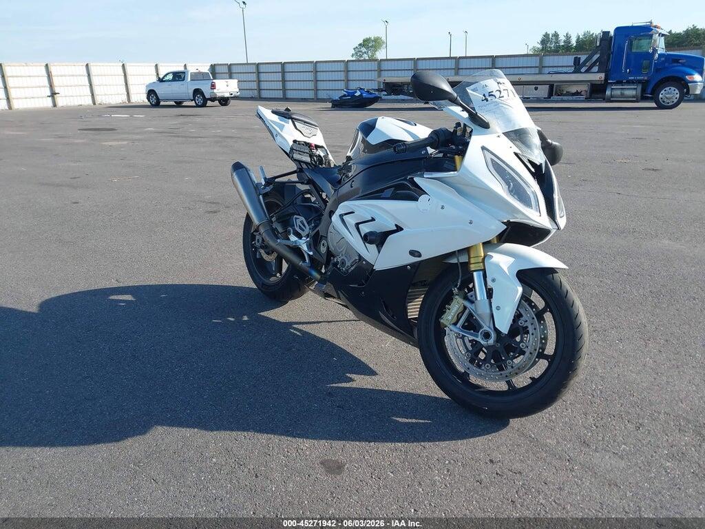 WB10D2102GZ353308 2016 BMW S 1000 photo no. 1