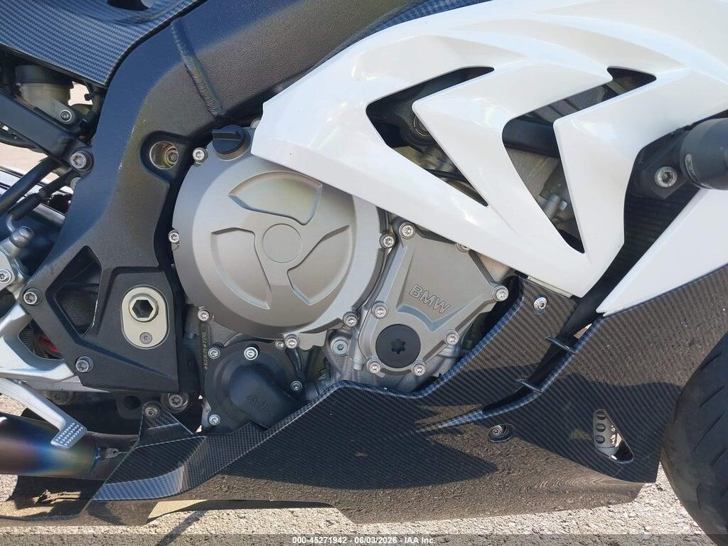 WB10D2102GZ353308 2016 BMW S 1000 photo no. 8
