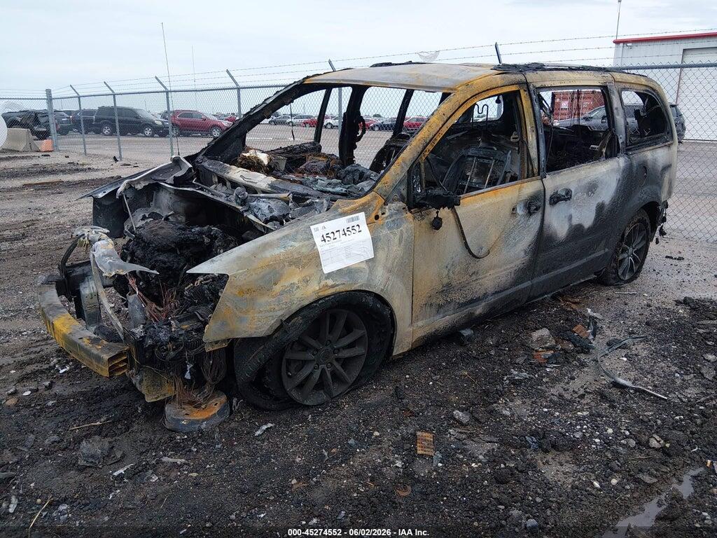 2C4RDGEG1HR573615 2017 DODGE GRAND CARAVAN photo no. 2