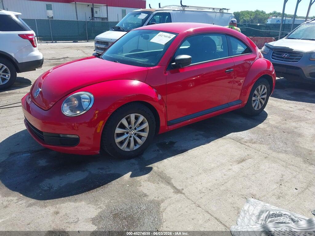 3VWFP7AT1DM631444 2013 VOLKSWAGEN BEETLE photo no. 2