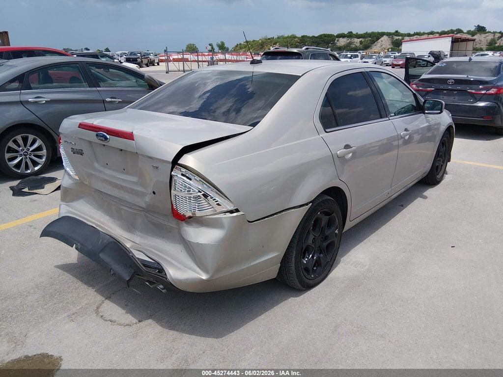 3FAHP0HA5AR272594 2010 FORD FUSION photo no. 4