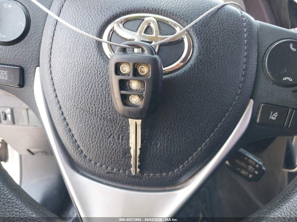 5YFBURHE4HP599648 2017 TOYOTA COROLLA photo no. 11