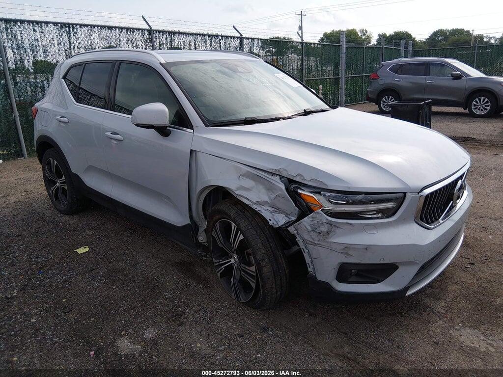 YV4162UL2M2577851 2021 VOLVO XC40 photo no. 1
