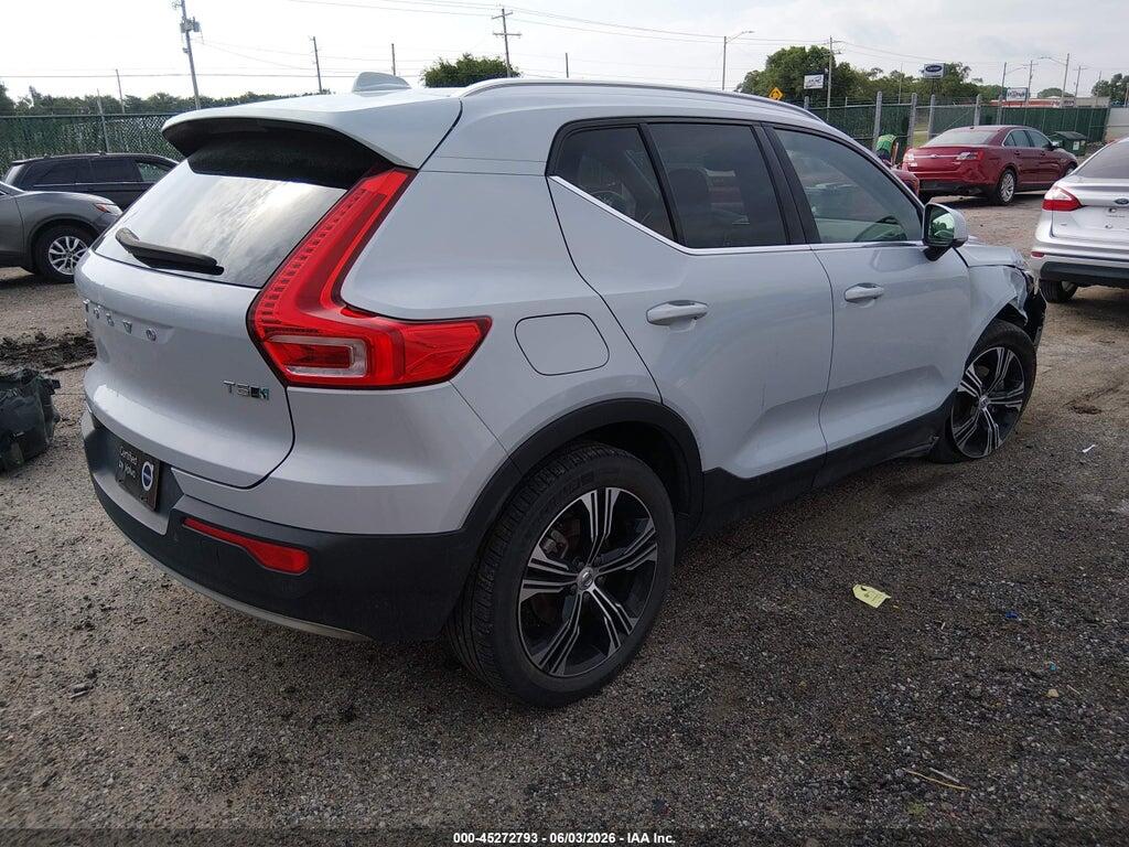 YV4162UL2M2577851 2021 VOLVO XC40 photo no. 4