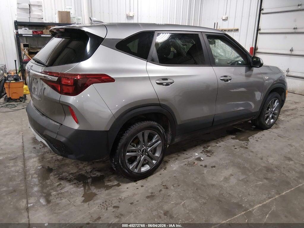 KNDEPCAA6M7046830 2021 KIA SELTOS photo no. 4