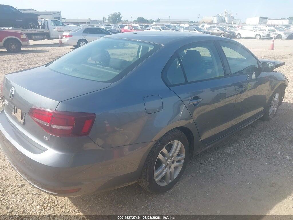 3VW2B7AJ8JM258636 2018 VOLKSWAGEN JETTA photo no. 4