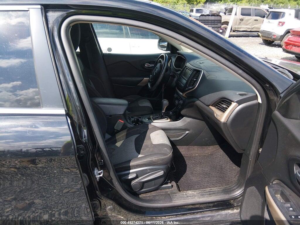 1C4PJMCX7JD500906 2018 JEEP CHEROKEE photo no. 5