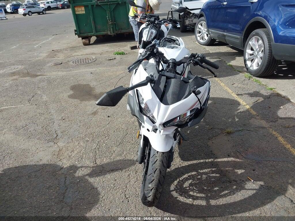 JKAEXKH14PDAR7438 2023 KAWASAKI EX400 photo no. 5