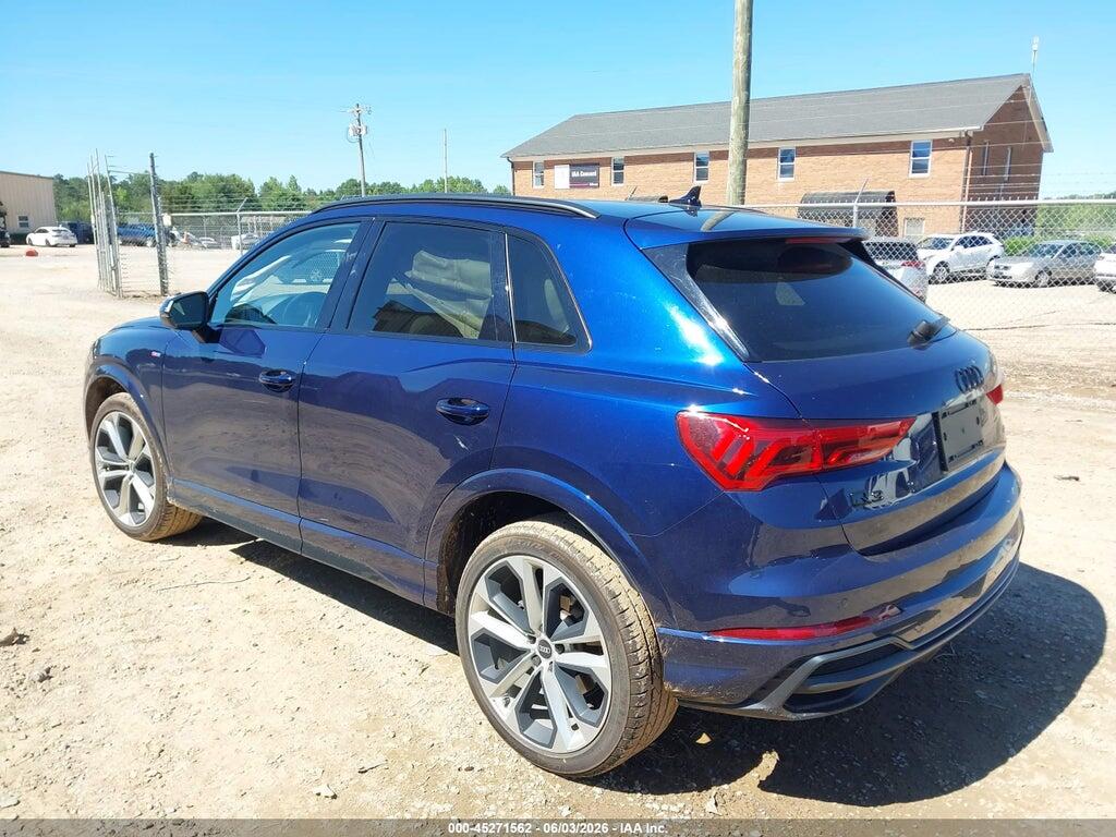 WA1DECF3XM1135874 2021 AUDI Q3 photo no. 3