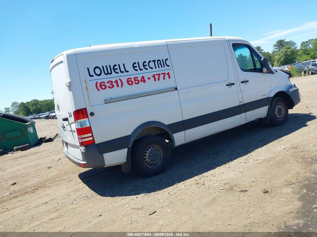 WD3PE7CC0E5826074 2014 MERCEDES-BENZ SPRINTER 2500 photo no. 4