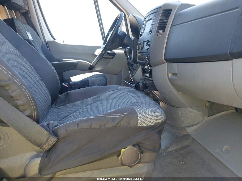 WD3PE7CC0E5826074 2014 MERCEDES-BENZ SPRINTER 2500 photo no. 5