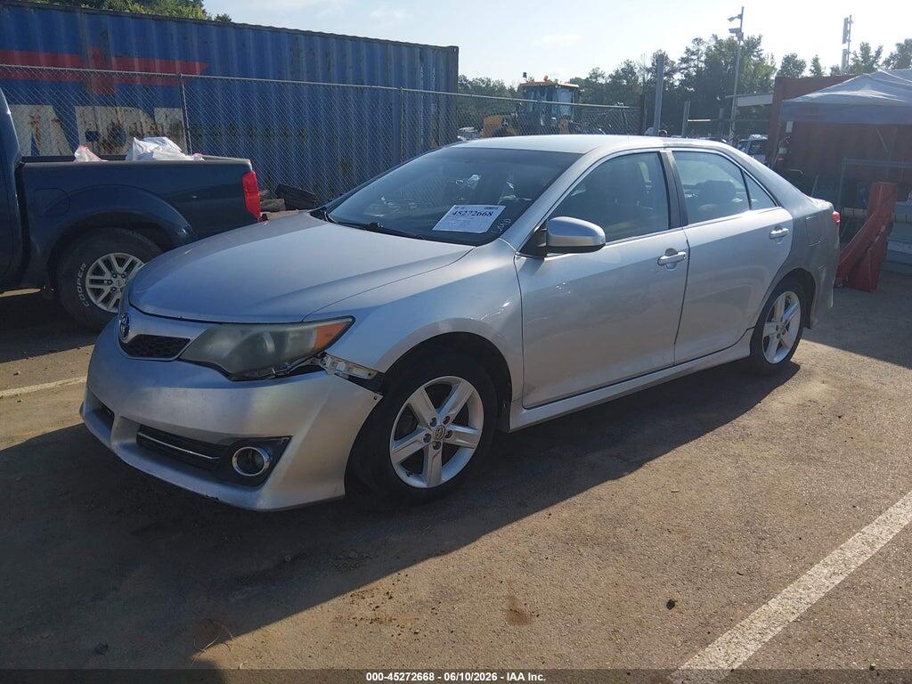 4T1BF1FK8EU431459 2014 TOYOTA CAMRY photo no. 2