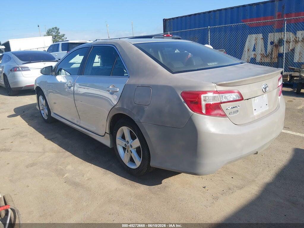 4T1BF1FK8EU431459 2014 TOYOTA CAMRY photo no. 3