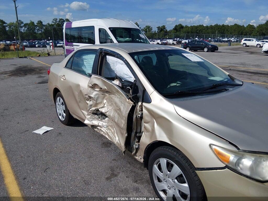 2T1BU4EE5CC774053 2012 TOYOTA COROLLA photo no. 6