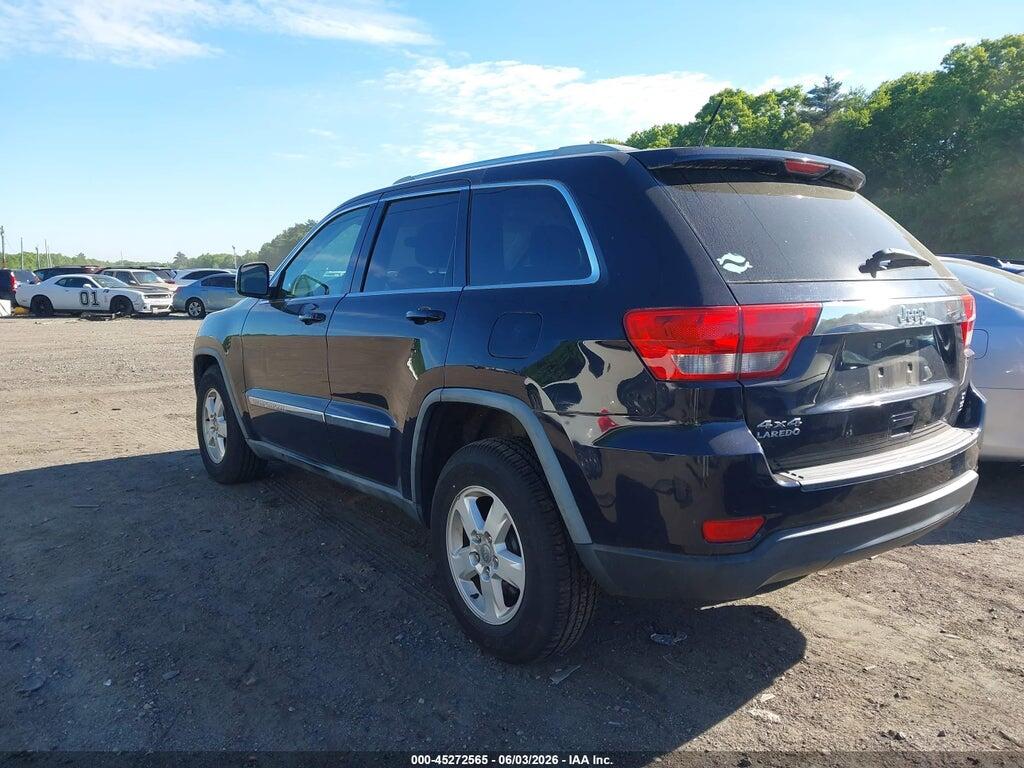 1J4RR4GG5BC596824 2011 JEEP GRAND CHEROKEE photo no. 3