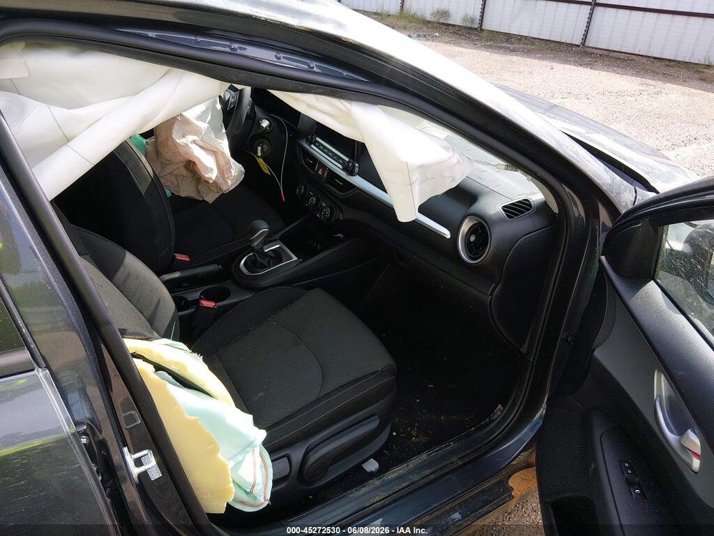 3KPF24AD2RE695874 2024 KIA FORTE photo no. 5