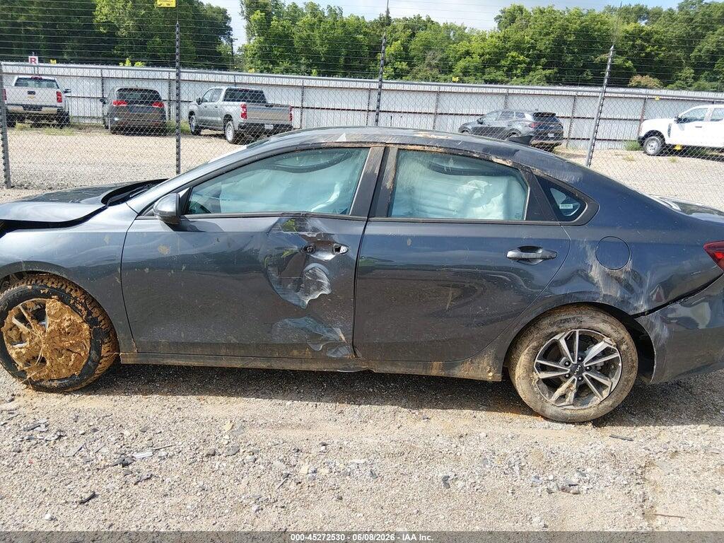 3KPF24AD2RE695874 2024 KIA FORTE photo no. 6