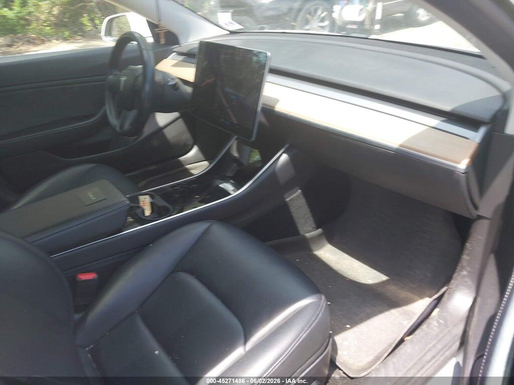 5YJ3E1EB0JF134170 2018 TESLA MODEL 3 photo no. 5