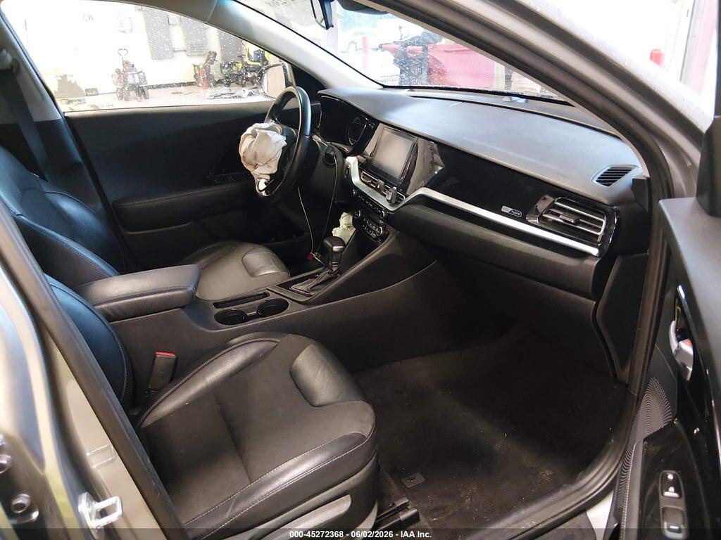 KNDCB3LC2N5506342 2022 KIA NIRO photo no. 5