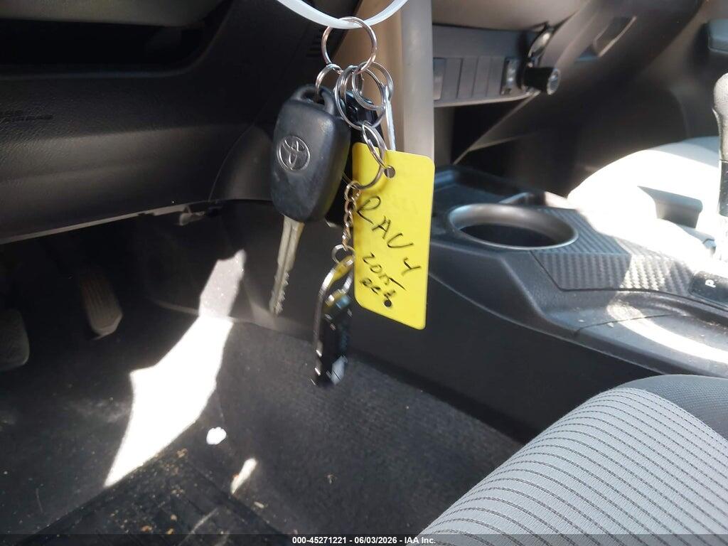 2T3BFREV9FW272356 2015 TOYOTA RAV4 photo no. 11