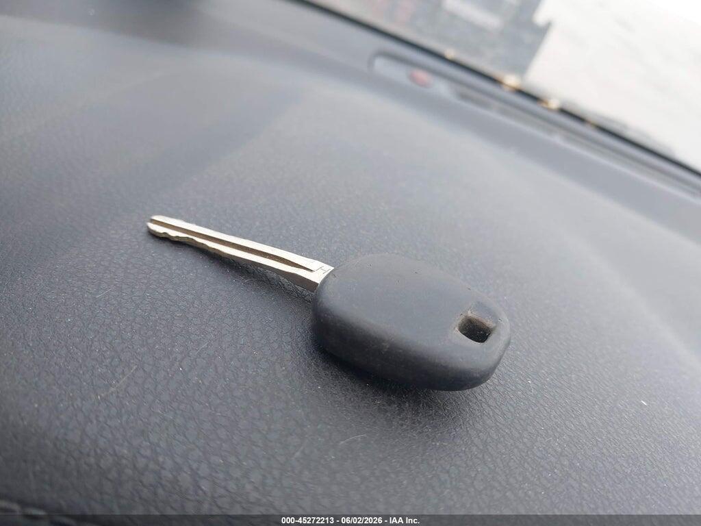 2T1BURHEXHC903338 2017 TOYOTA COROLLA photo no. 11