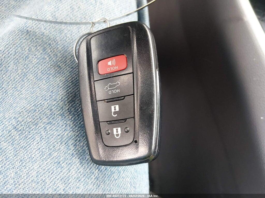 4T3RWRFV8SU197849 2025 TOYOTA RAV4 HYBRID photo no. 11