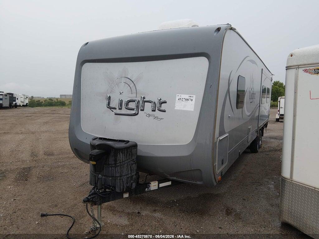 58TTX3621F2018776 2015 OPEN RANGE RV LIGHT photo no. 2