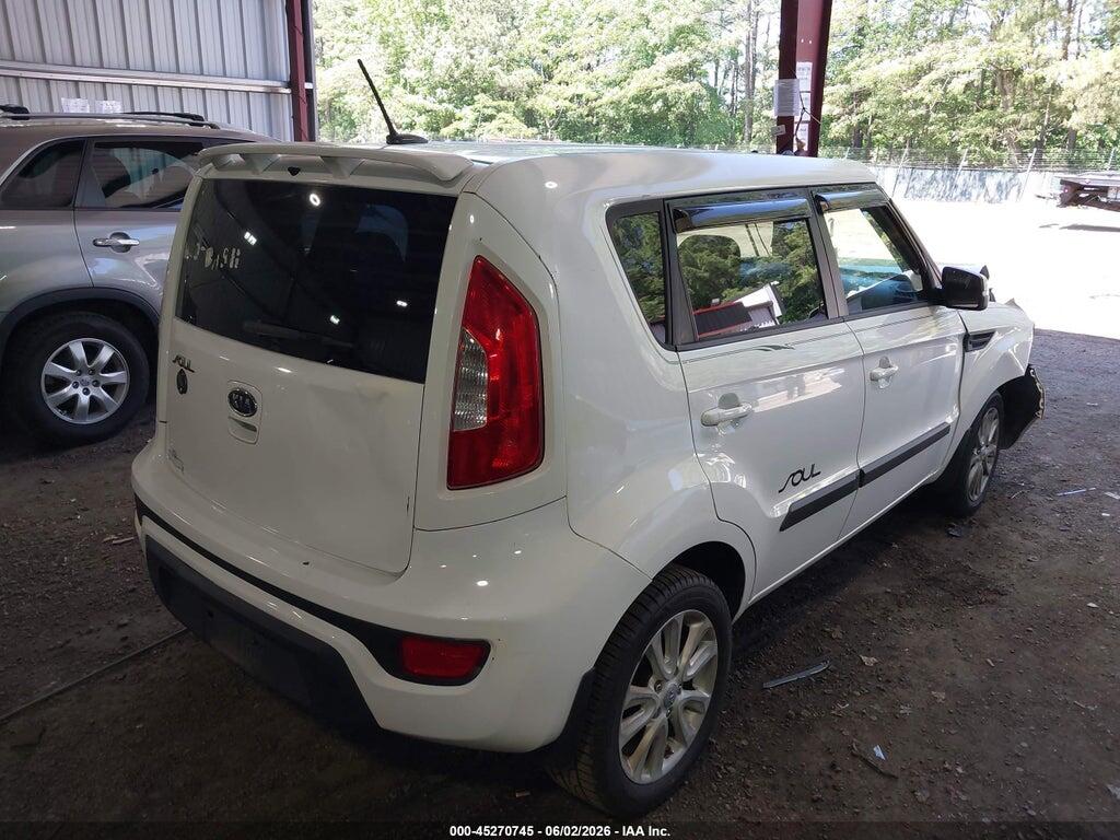 KNDJT2A61C7385848 2012 KIA SOUL photo no. 4