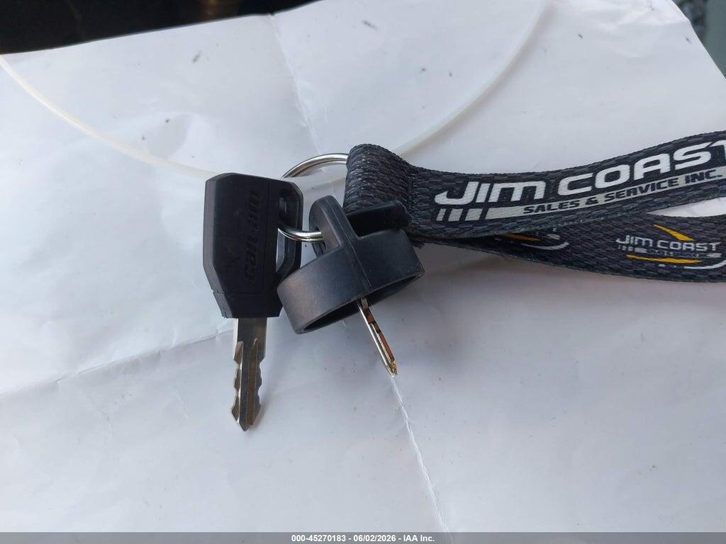 3JBUUAX4XSK024907 2025 CAN-AM DEFENDER MAX photo no. 11