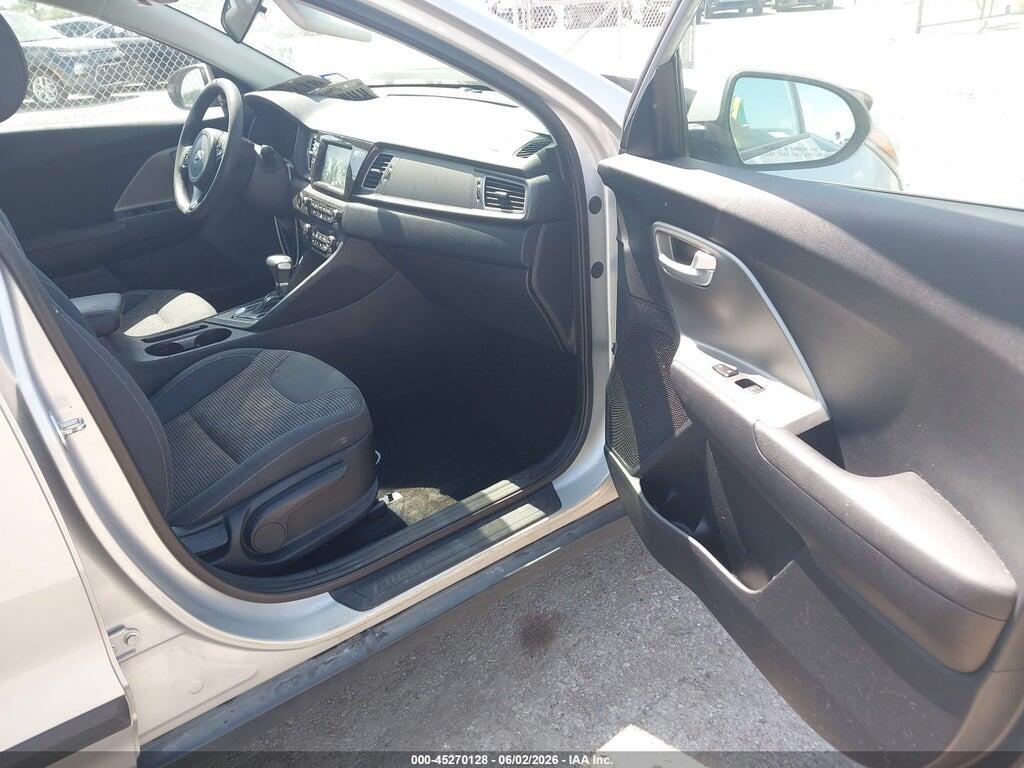 KNDCB3LC5K5257546 2019 KIA NIRO photo no. 5