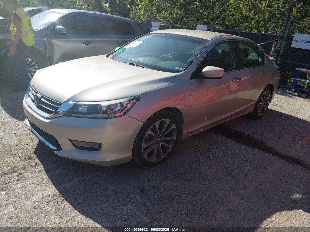 1HGCR2F53DA174955 2013 HONDA ACCORD photo no. 2