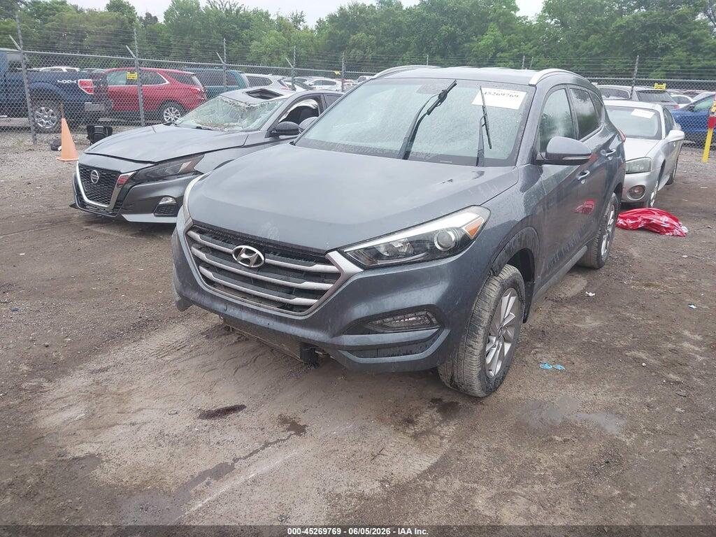 KM8J3CA2XHU310492 2017 HYUNDAI TUCSON photo no. 2