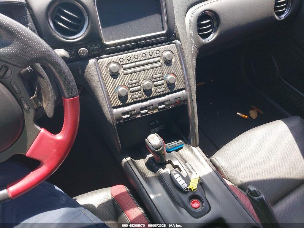 JN1AR5EF9FM280834 2015 NISSAN GT-R photo no. 11