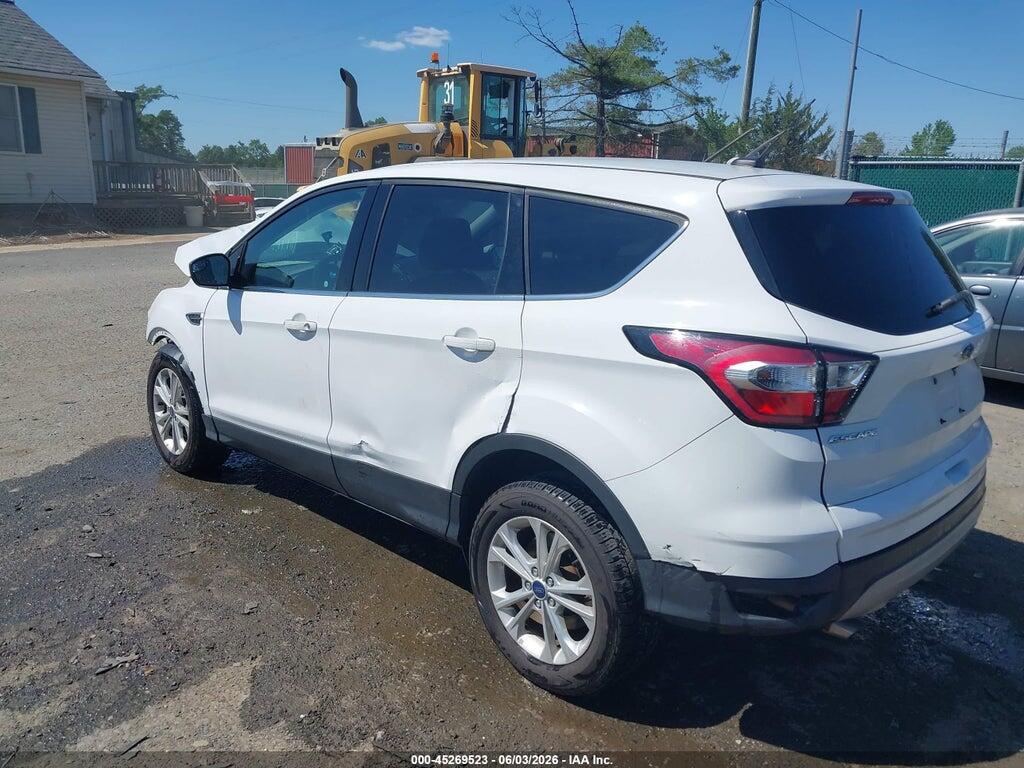 1FMCU0GD2HUE40070 2017 FORD ESCAPE photo no. 3