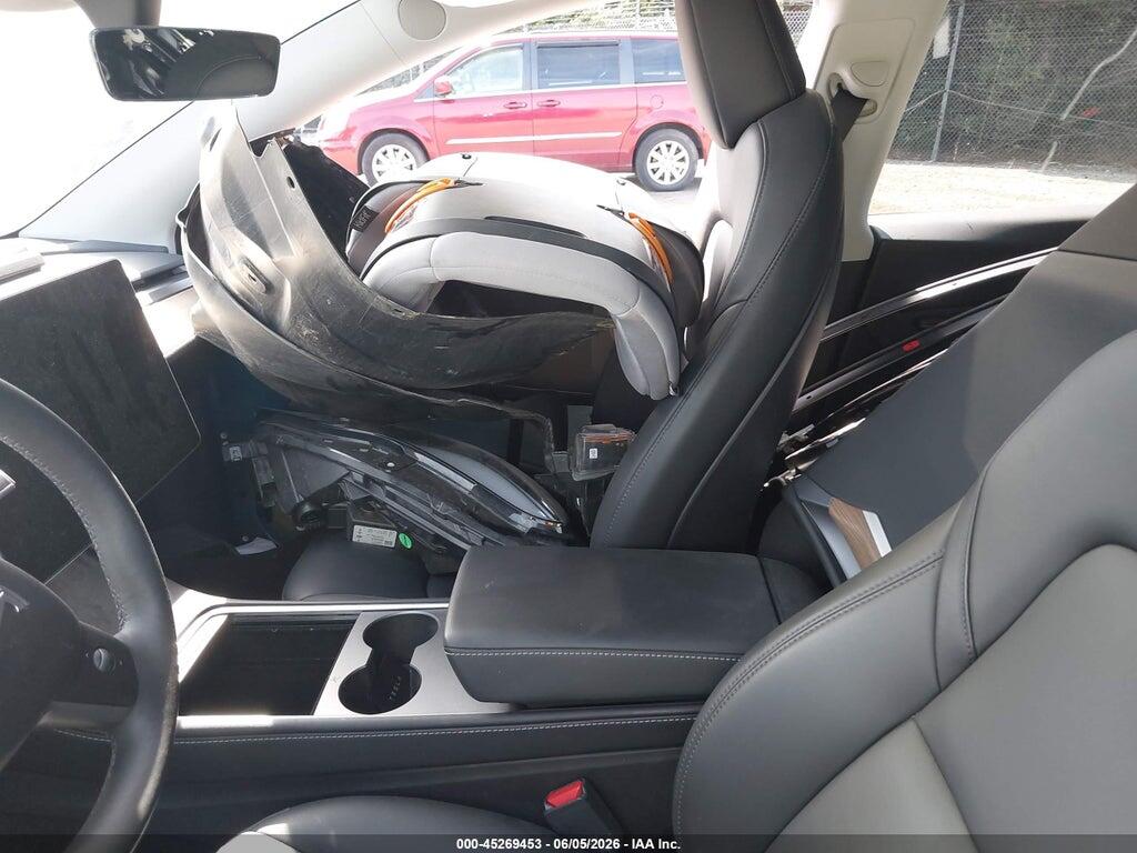 7SAYGDEE6RA227833 2024 TESLA MODEL Y photo no. 5