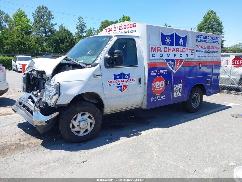 1FDWE3FN5NDC13201 2022 FORD E-350 CUTAWAY photo no. 2