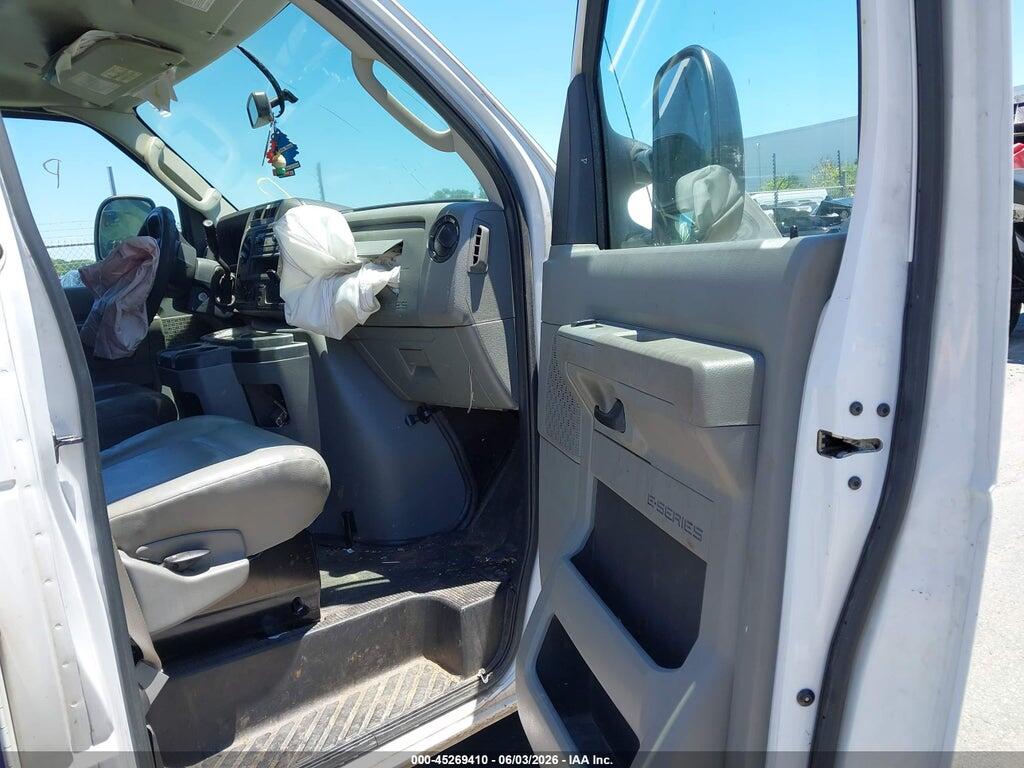 1FDWE3FN5NDC13201 2022 FORD E-350 CUTAWAY photo no. 5