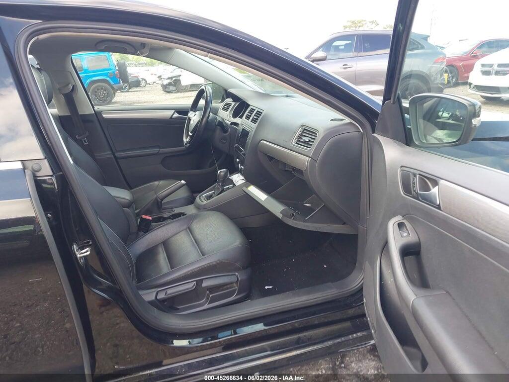 3VWDB7AJ2JM260343 2018 VOLKSWAGEN JETTA photo no. 5