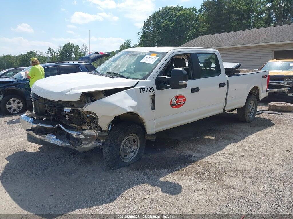 1FT7W2B65KEG78209 2019 FORD F-250 photo no. 2