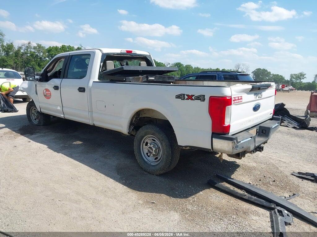 1FT7W2B65KEG78209 2019 FORD F-250 photo no. 3