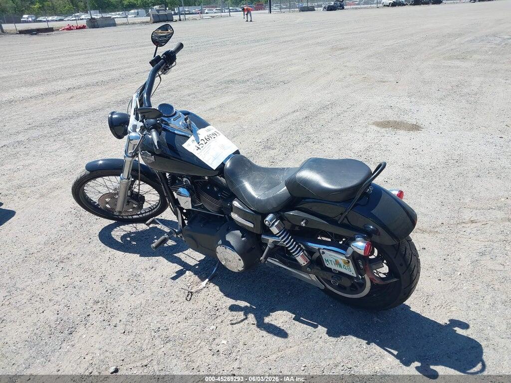 1HD1GPM16CC315737 2012 HARLEY-DAVIDSON FXDWG photo no. 3