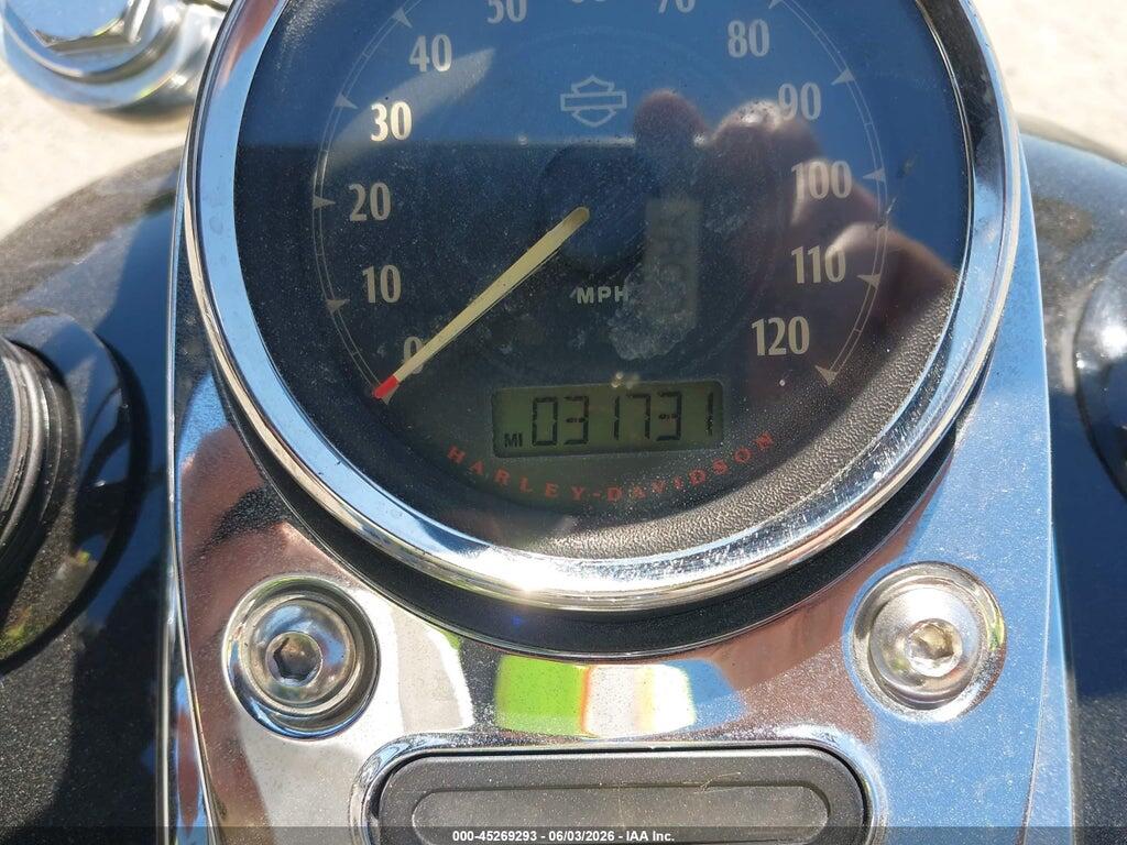 1HD1GPM16CC315737 2012 HARLEY-DAVIDSON FXDWG photo no. 7