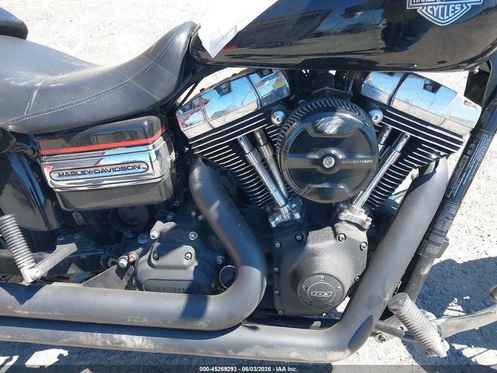 1HD1GPM16CC315737 2012 HARLEY-DAVIDSON FXDWG photo no. 8
