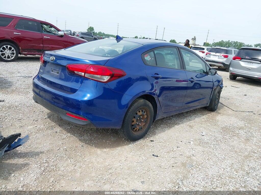 3KPFK4A7XHE159019 2017 KIA FORTE photo no. 4