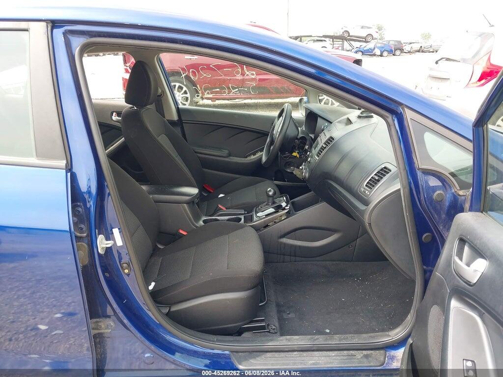 3KPFK4A7XHE159019 2017 KIA FORTE photo no. 5