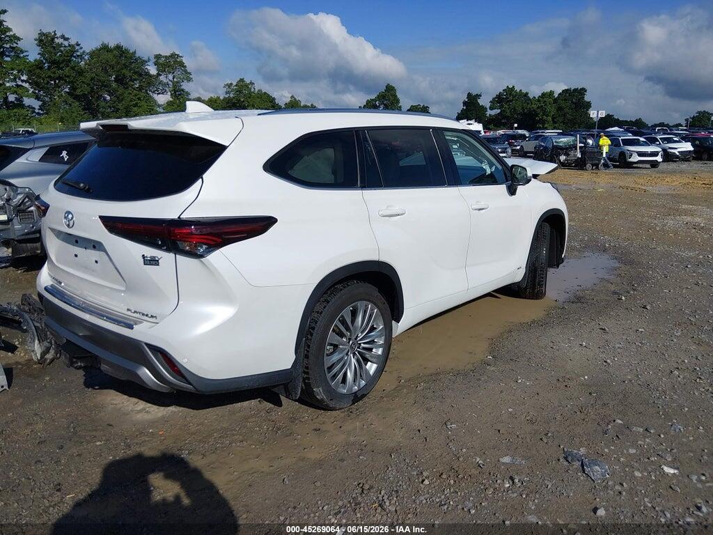 5TDEBRCH9SS671673 2025 TOYOTA HIGHLANDER HYBRID photo no. 4