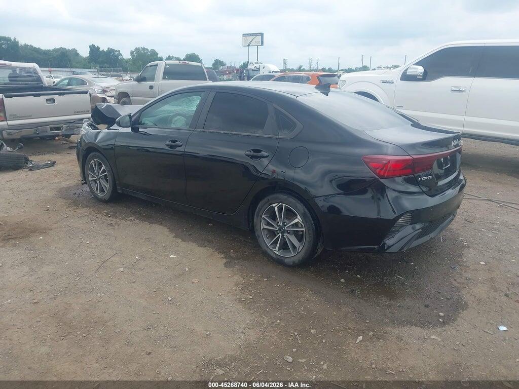 3KPF24AD5NE425161 2022 KIA FORTE photo no. 3