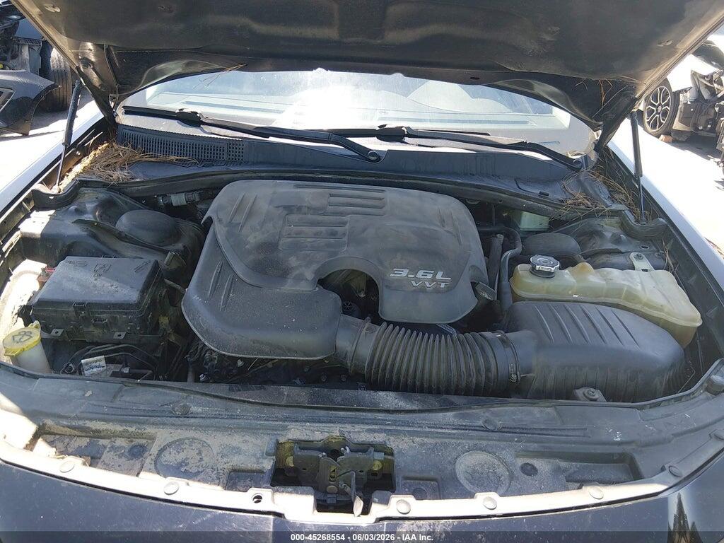 2C3CCAAG8HH647425 2017 CHRYSLER 300 photo no. 10