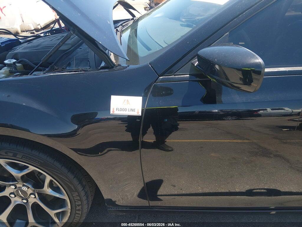 2C3CCAAG8HH647425 2017 CHRYSLER 300 photo no. 6